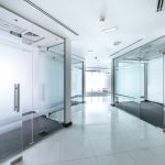 Puertas de Vidrio en Tafalla: Belleza Funcional para tu Espacio